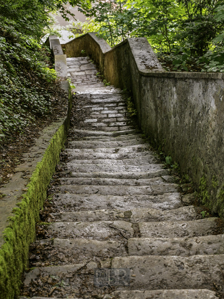 Noch mehr altehrwürdige Treppen