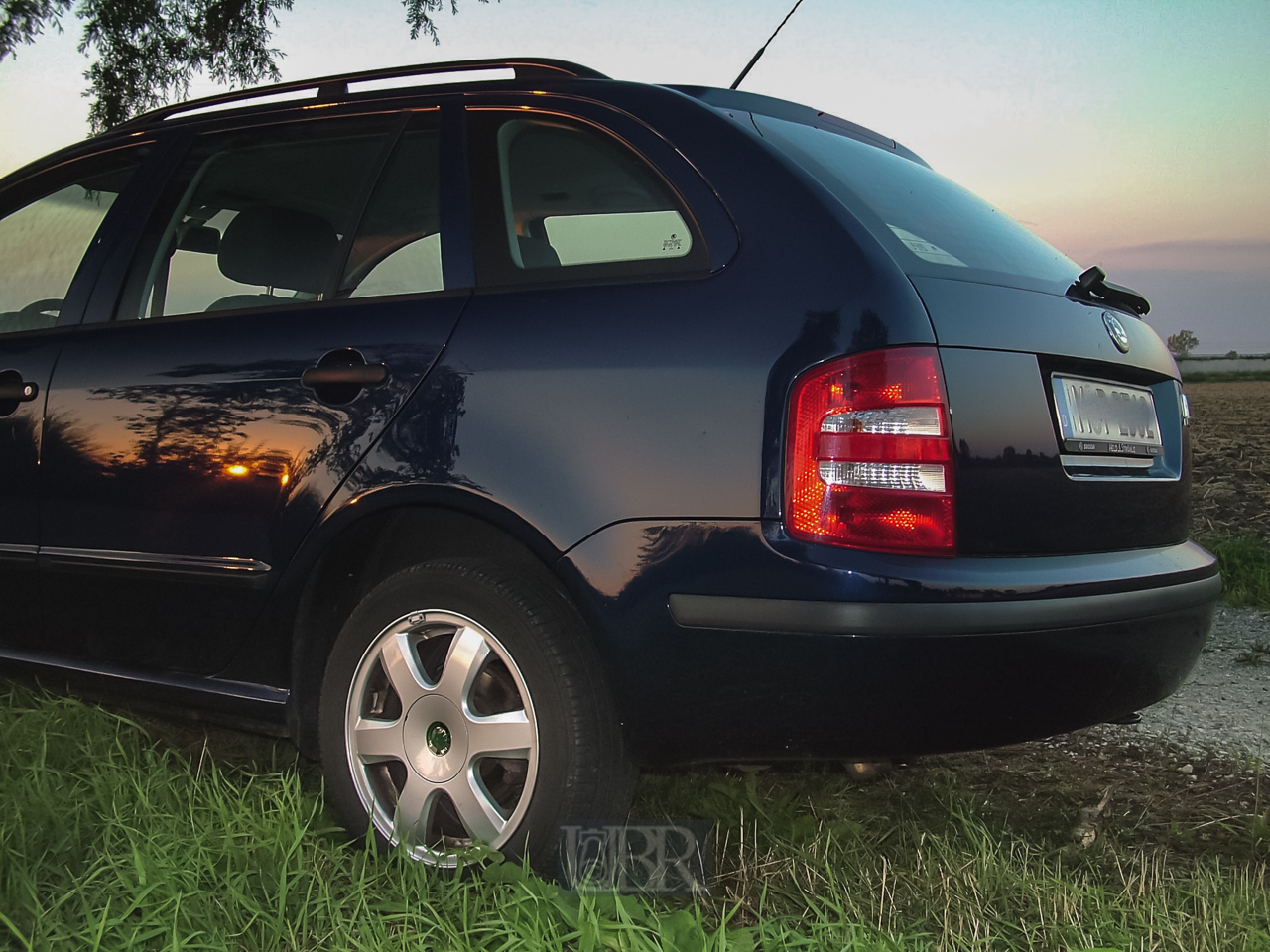 Beginn der Skoda-Ära - Fabia blau