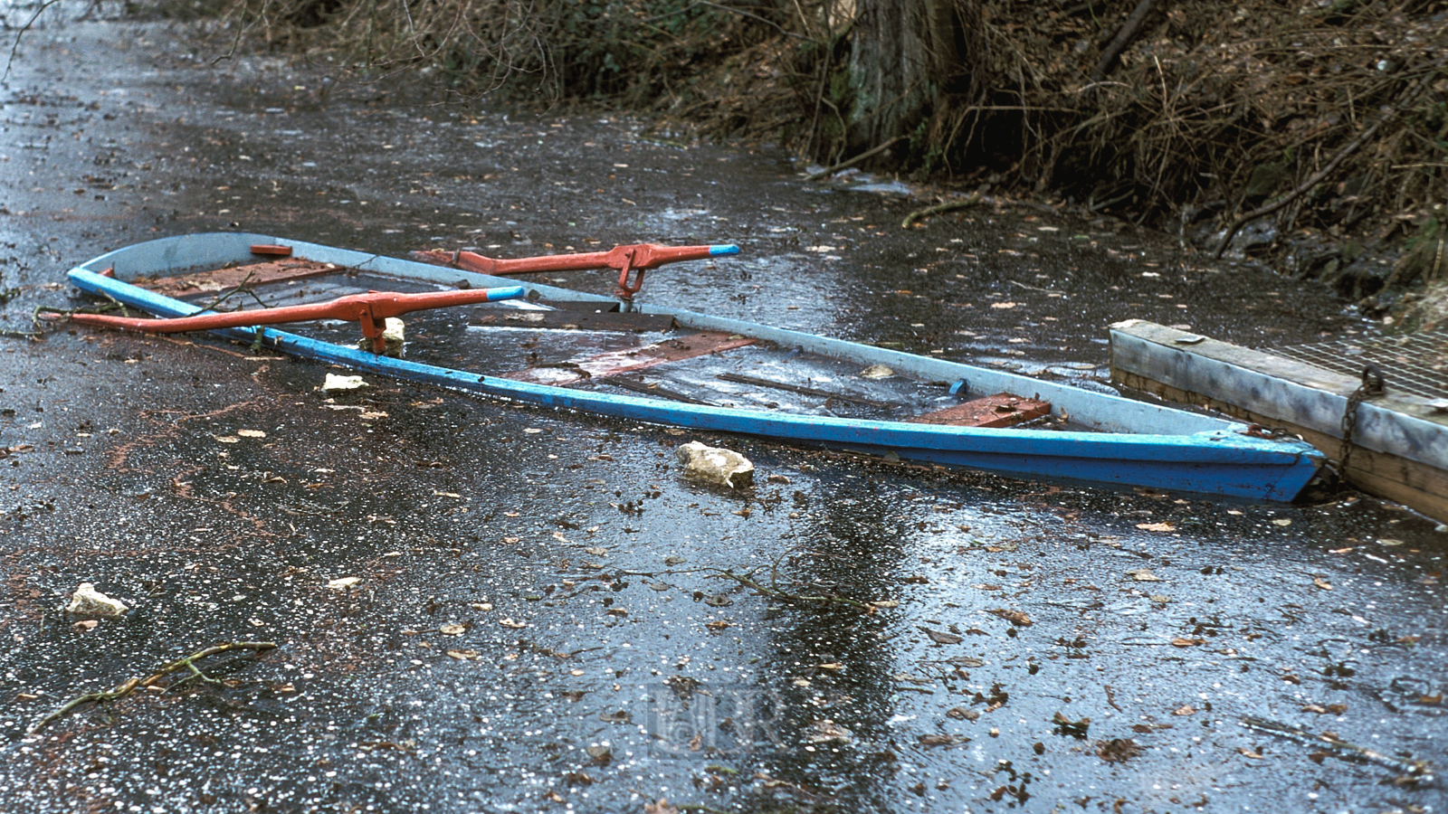 hammersee_boot_im_eis_04-Kopie