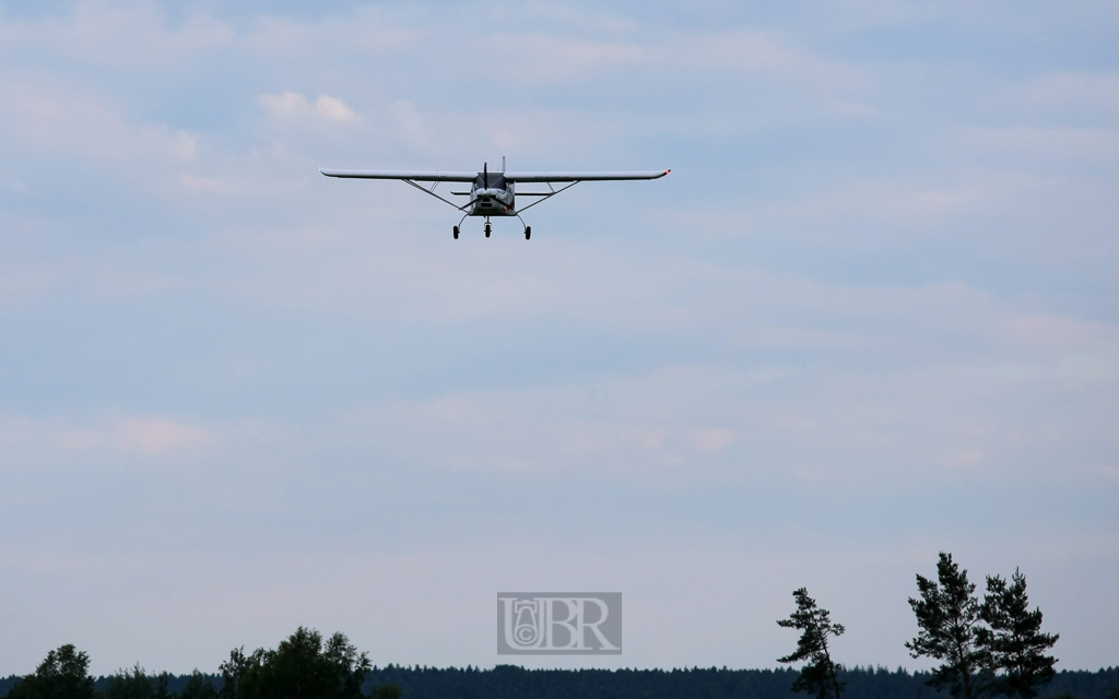 sportflieger_anflug_01