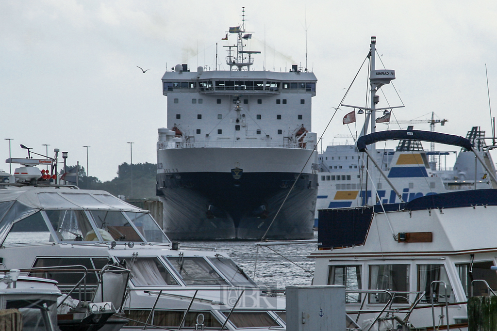 Große 'Pötte' in Travemünde