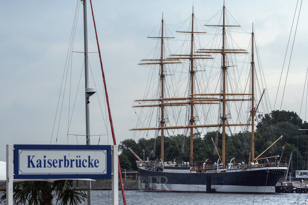 Blick auf die 'Passat' in Travemünde