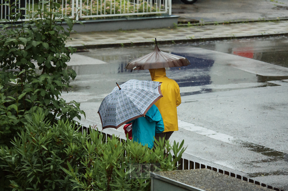 regen_mit_schirm