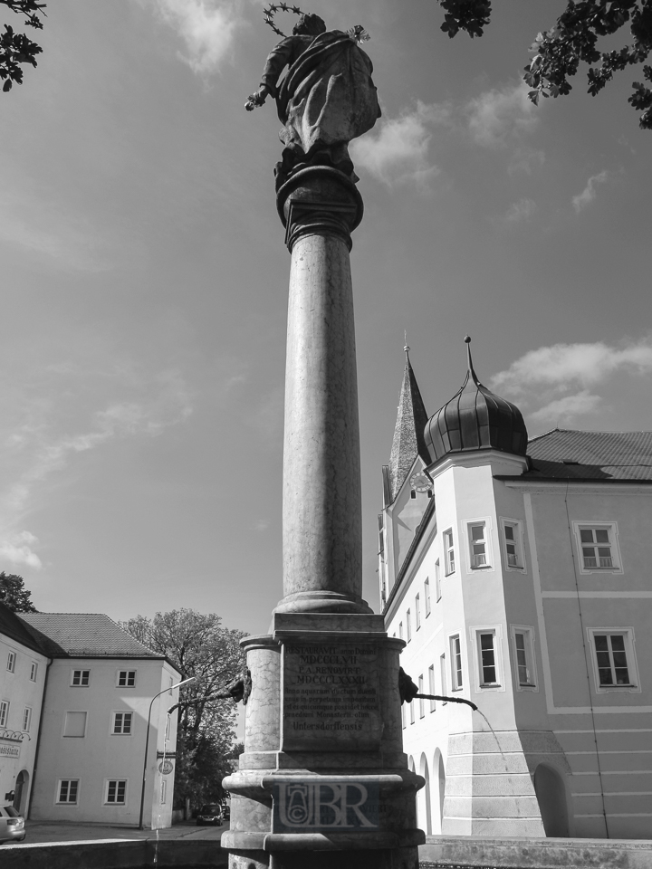 Markt Indersdorf - Umgebung des Klosters