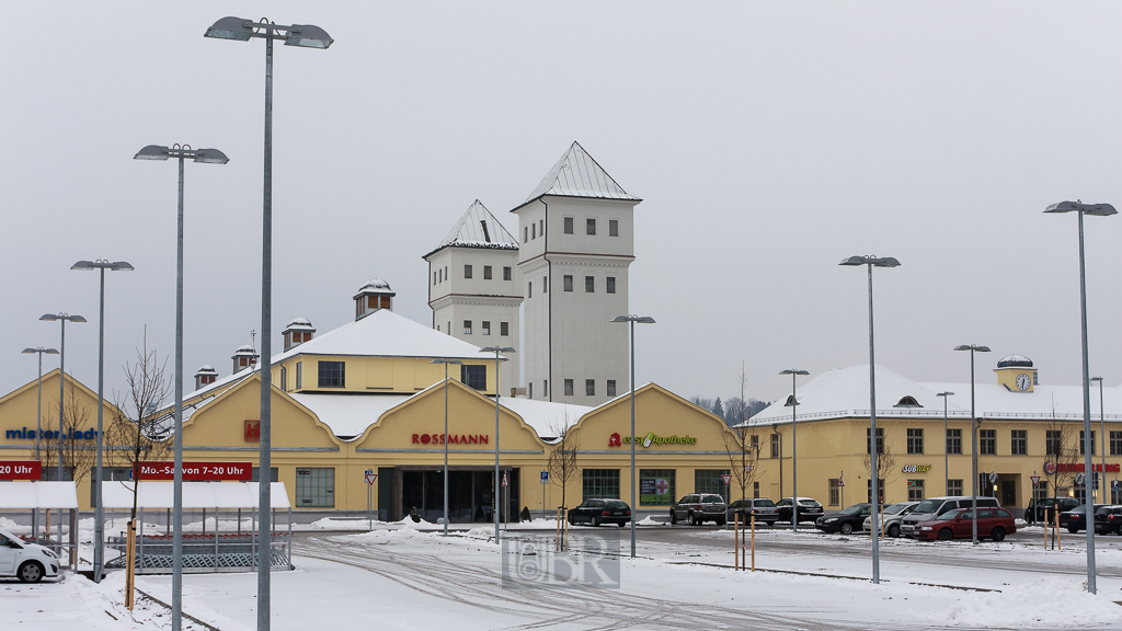 Schlüter-Gebäude als Einkaufshallen