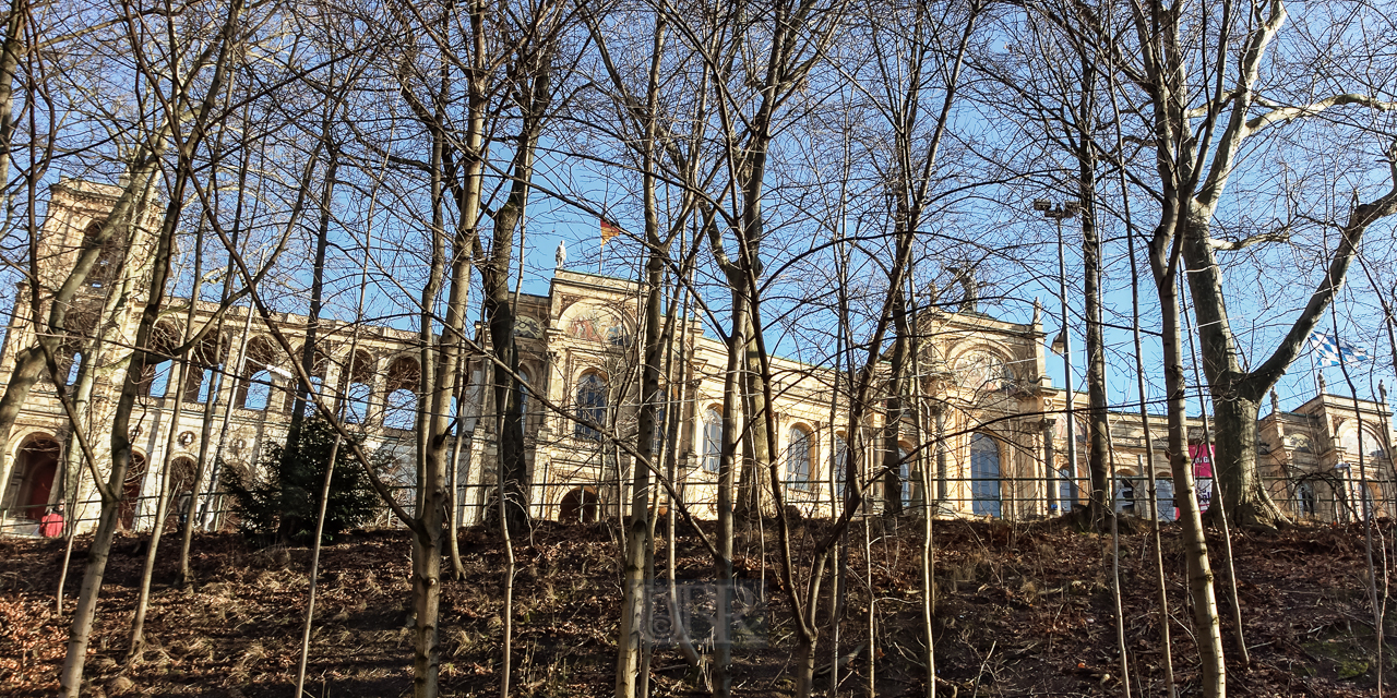 landtag_01_von_unten