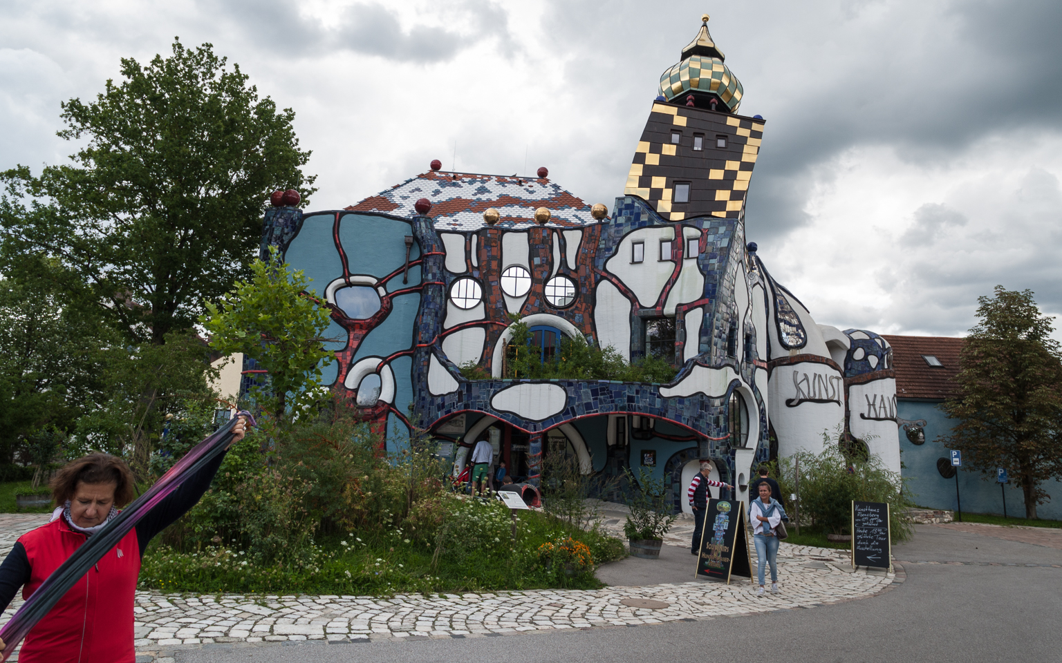 Das Kunsthaus aus allen Lagen und Richtungen