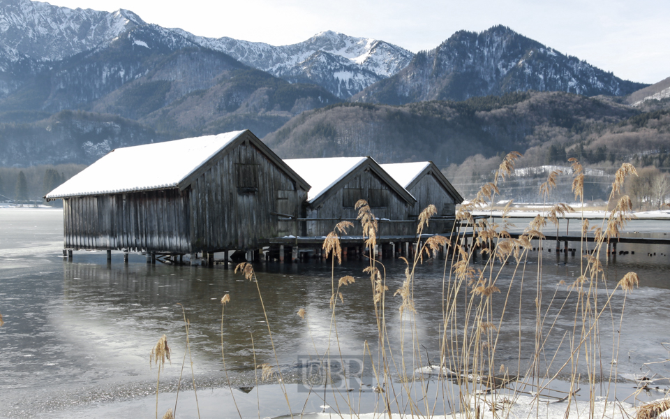 Der Kochelsee bei Schnee