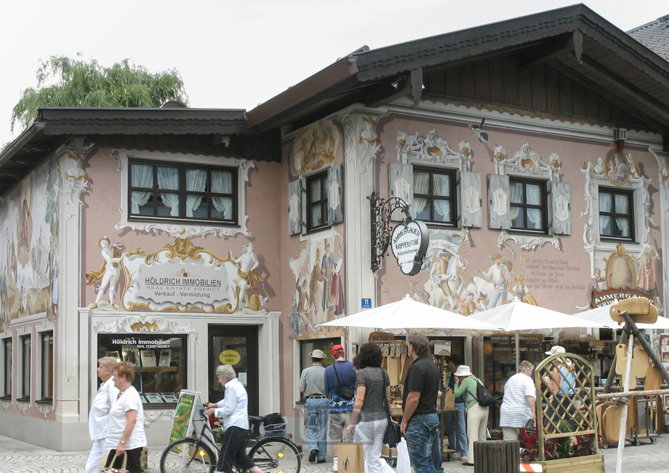 Oberammergau - Häuser in schönstem Bayrisch-Barock