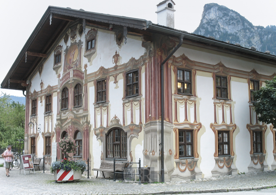 Oberammergau - Häuser in schönstem Bayrisch-Barock