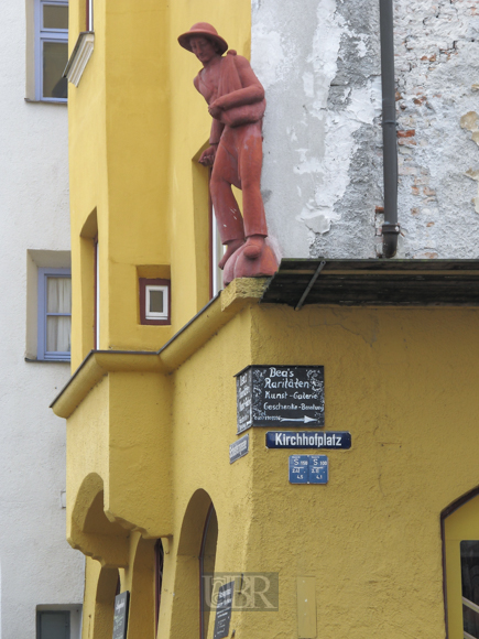 fassade_eckhaus_kirchhofplatz