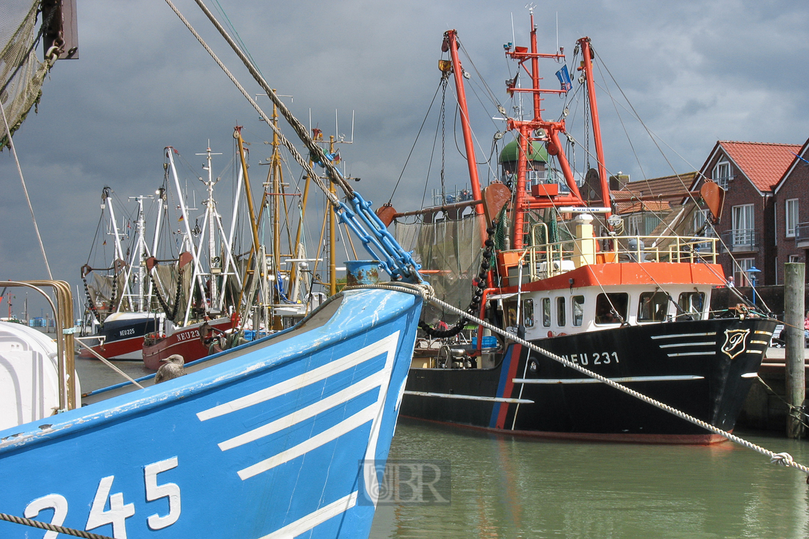 02_neuharlingersiel_hafen