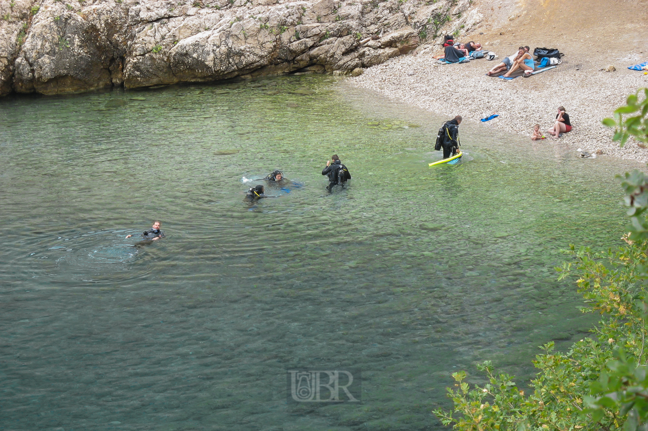 Tauchschule am Strand bei Vrbnk auf der Insel Krk