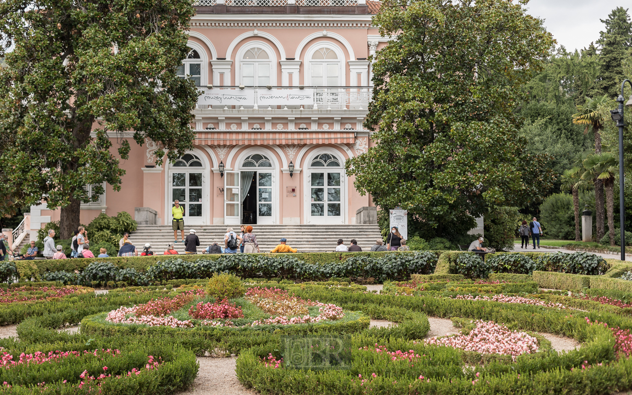 Opatija - Hotels Häuser Museen - und subtropische Vegetation