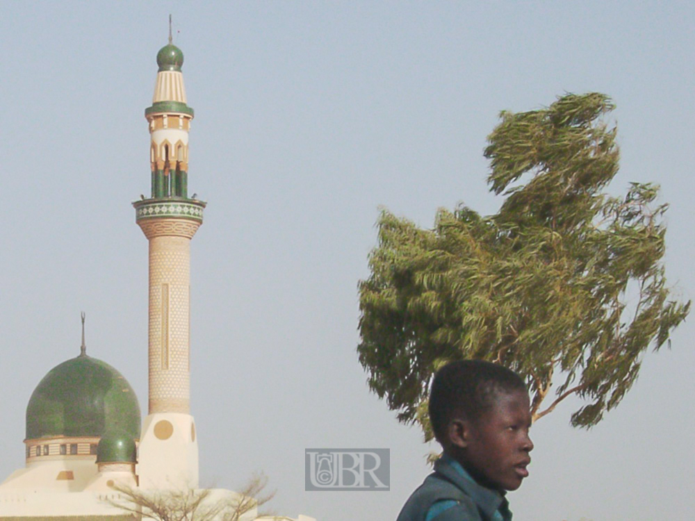 07_junge_minarett