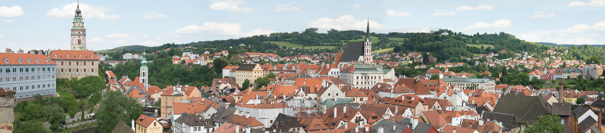 Überblick über Cesky Krumlov von der Burg am Modau-Hochufer