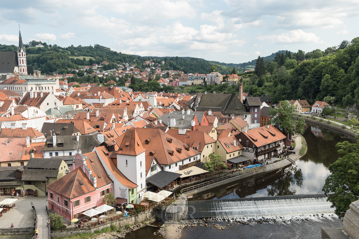 Überblick über Cesky Krumlov von der Burg am Modau-Hochufer