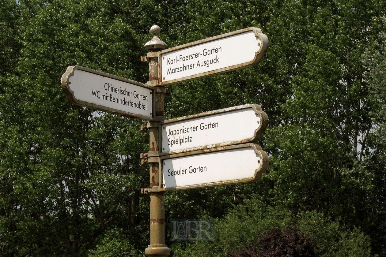 51_garten_wegweiser