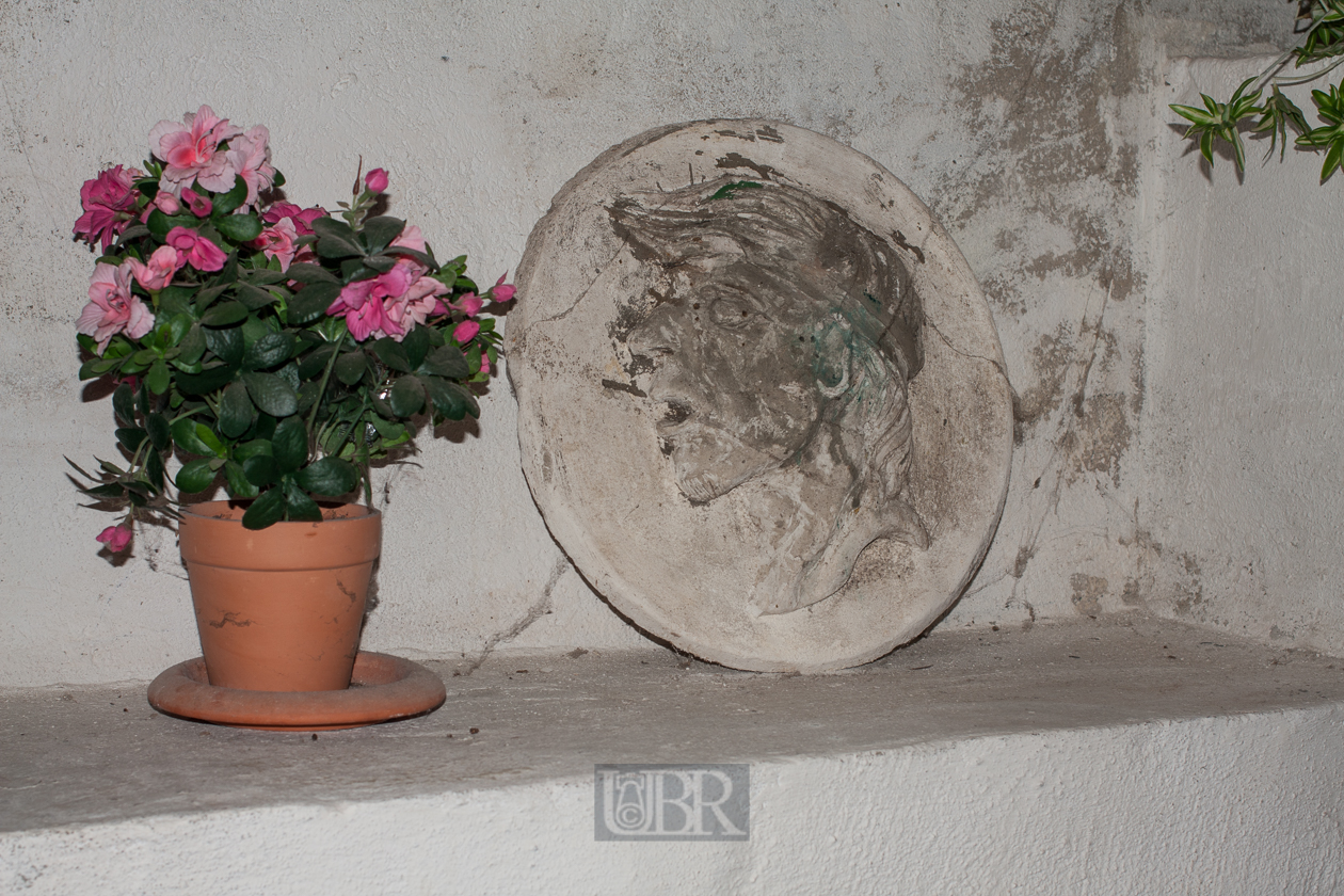 Details und Sammelstücke im Schloss