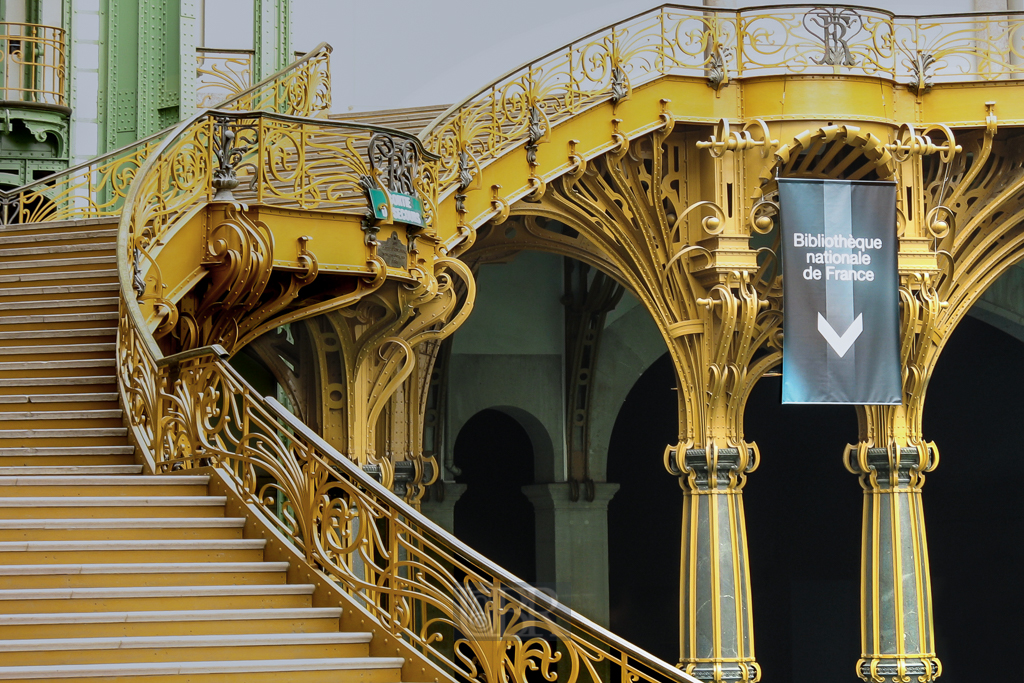 grand_palais_06_treppe