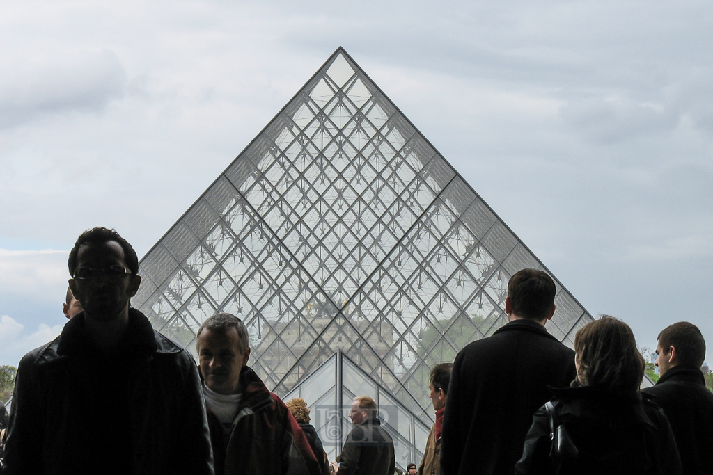 louvre_02_pyramide