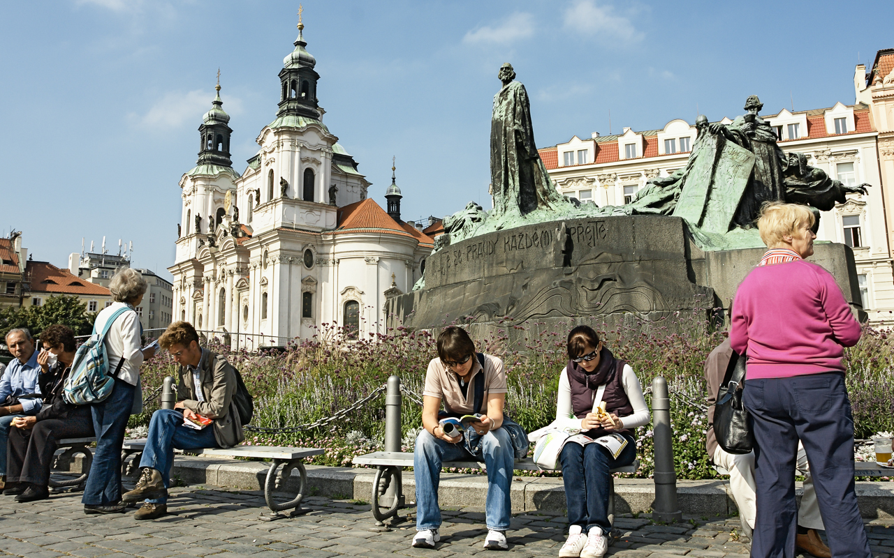 altstadt_27_platz_orloj_hus