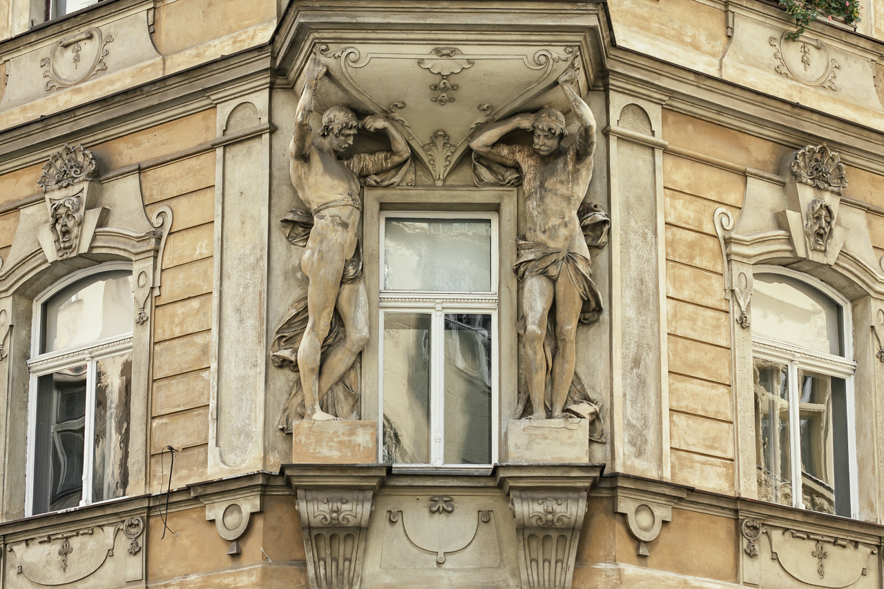 josefov_20_balkon_traeger