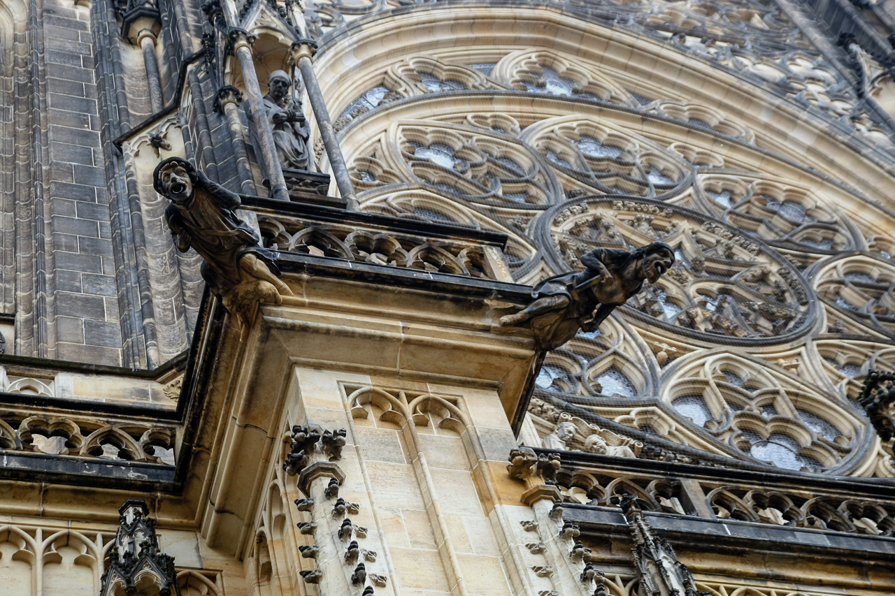 hrad_04_dom
