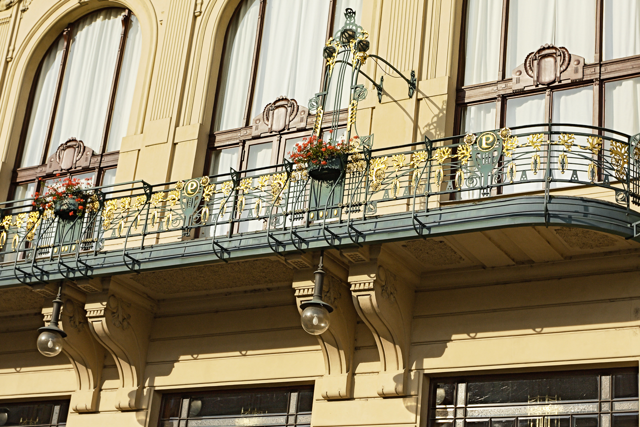 altstadt_23_obecni_dum_balkon