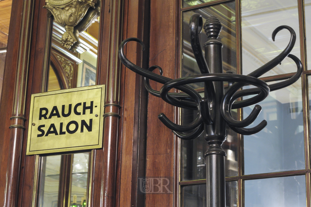 wien_schild_rauchsalon