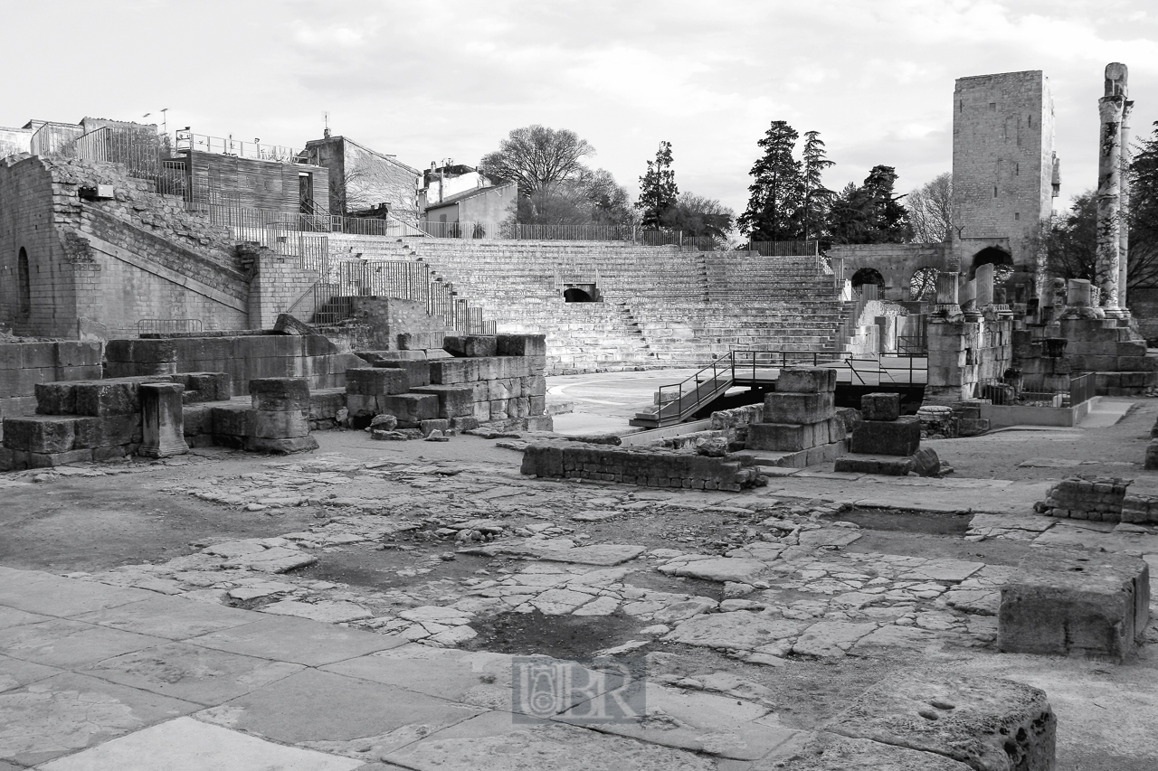 arles_amphitheater_401