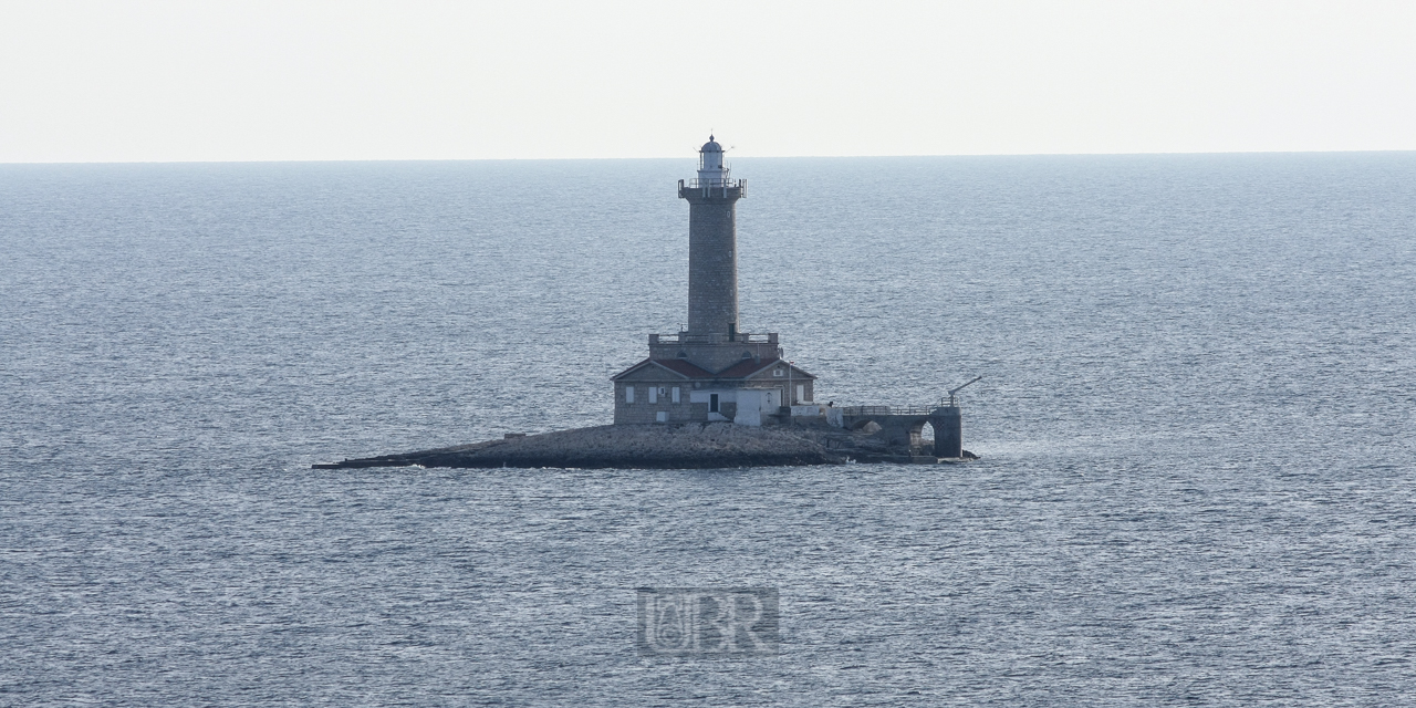 kamenjak_turm_03_leuchten