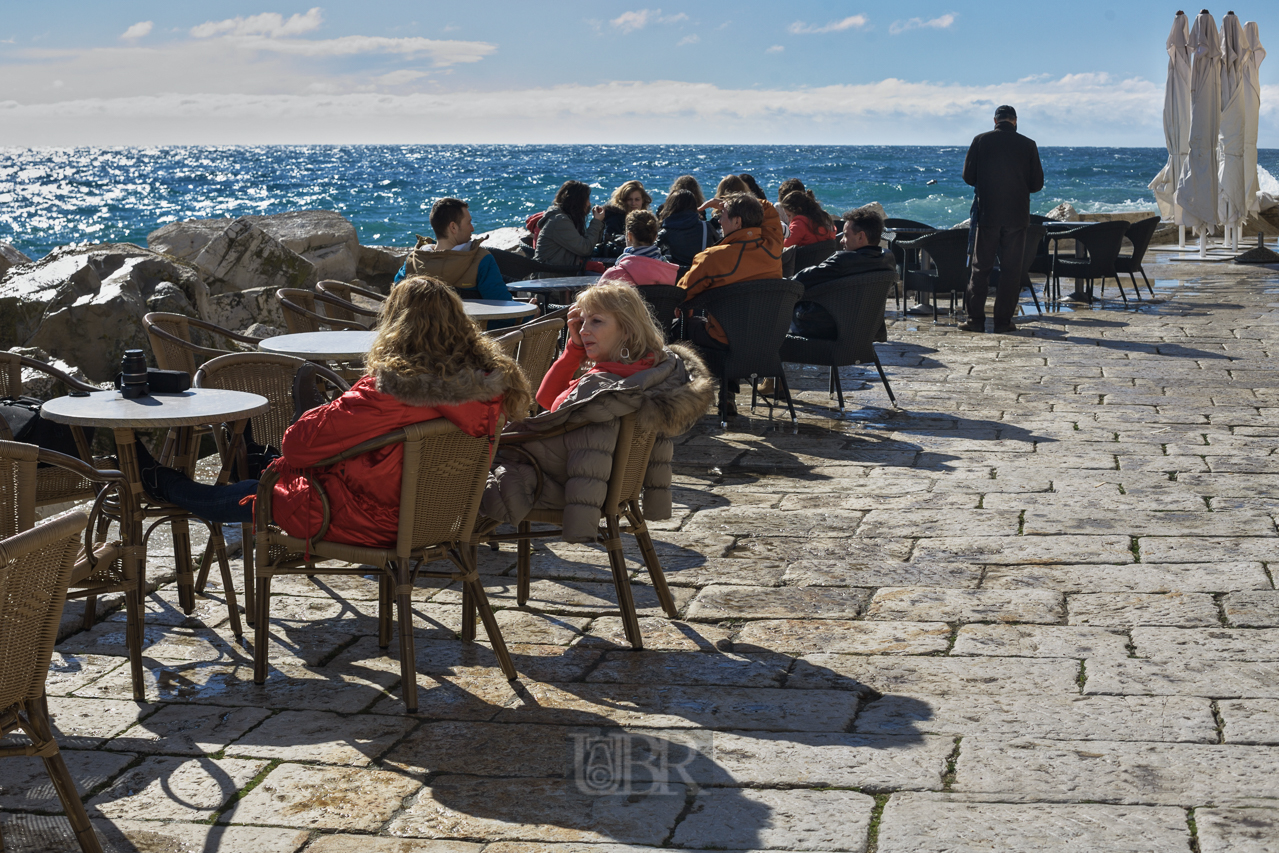 rovinj_56_molo_grande_cafegaeste