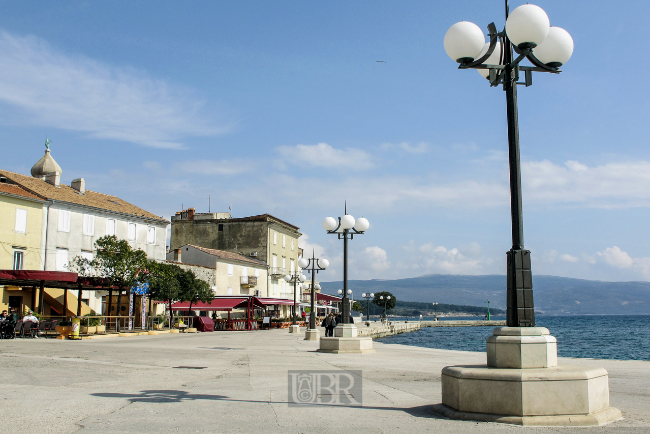 baska_19_hafen_sonntag