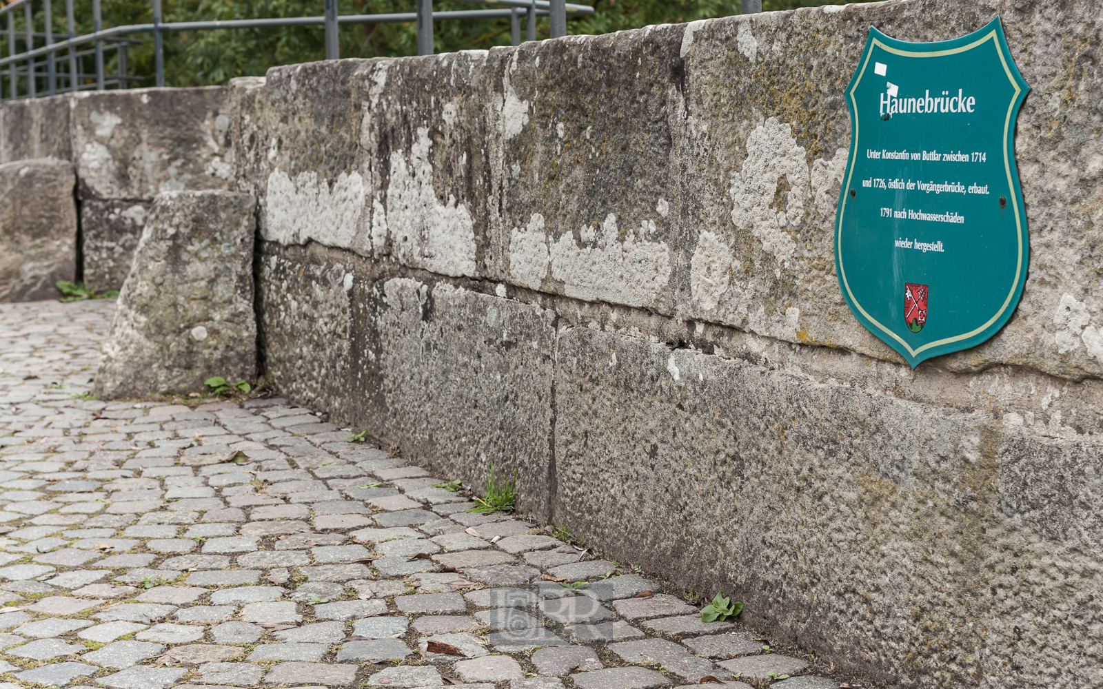 Brücke über das Haune-Tal