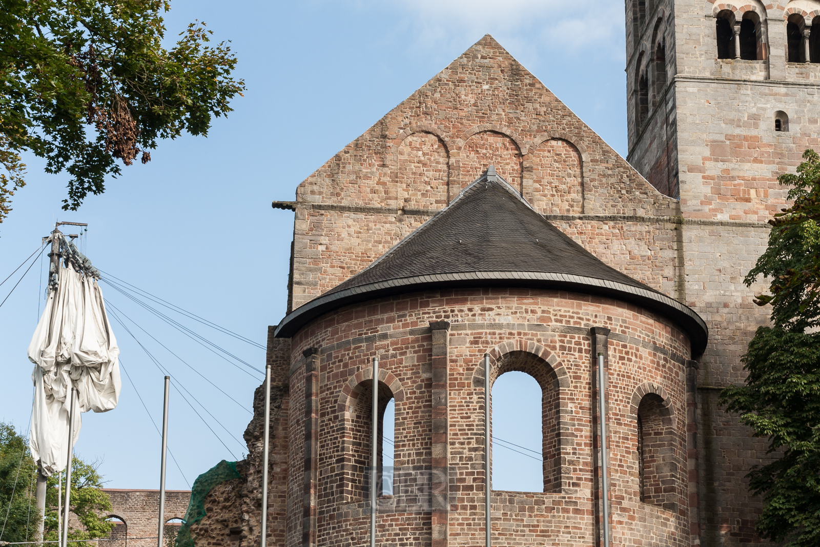 Bad Hersfeld - Stiftskirche - Die größte romanische Kirchenruine Europas -  Spielstätte der Bad Hersfelder Festspiele