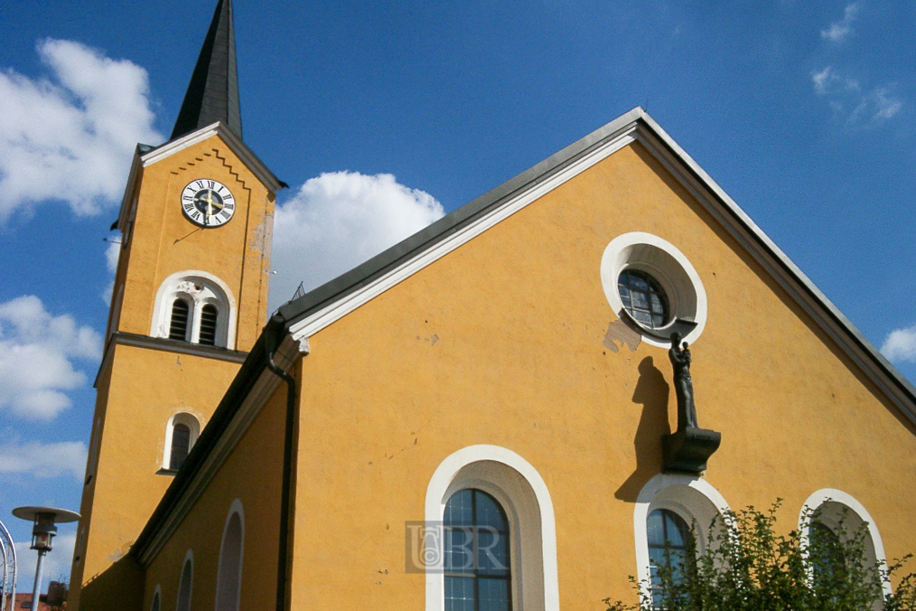 In Leuchtenberg leuchten auch die Kirchen