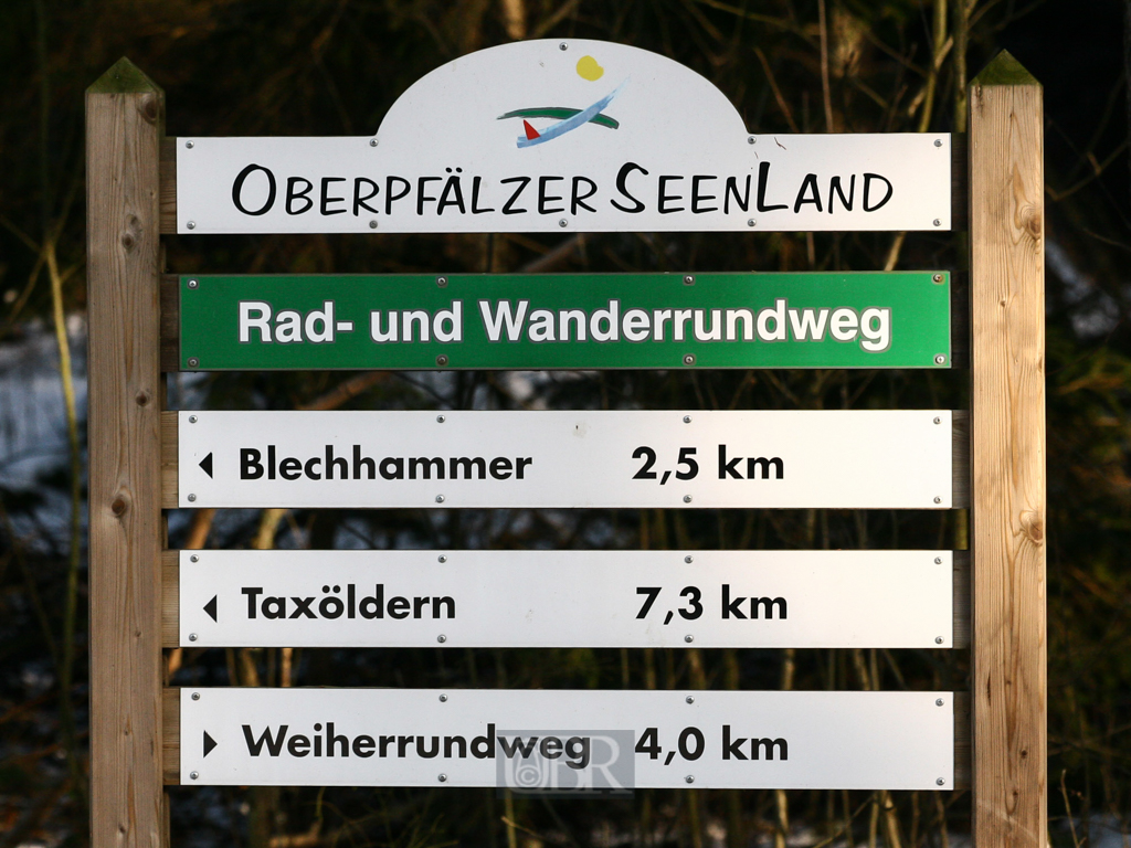 Für Wanderer und Radfahrer