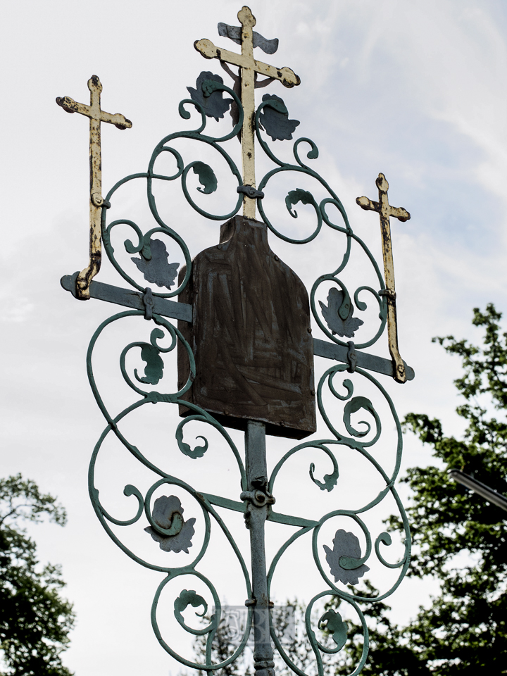 kreuz_friedhof_fs_04a