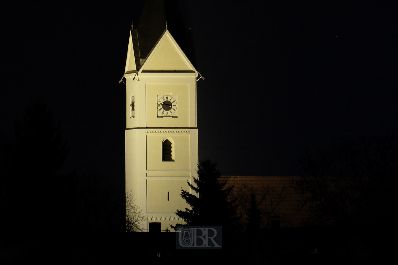 kirchturm_nachts_400mm